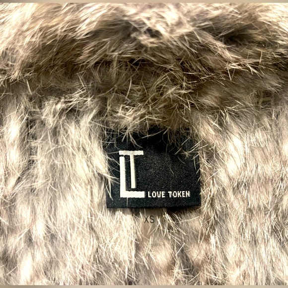 LOVE TOKEN - Picture 2 of 3